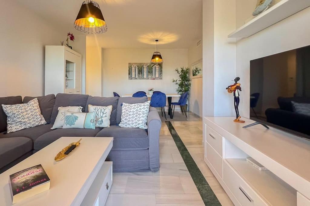Oleholidays Genova 2 Junto A Marriot * Marbella